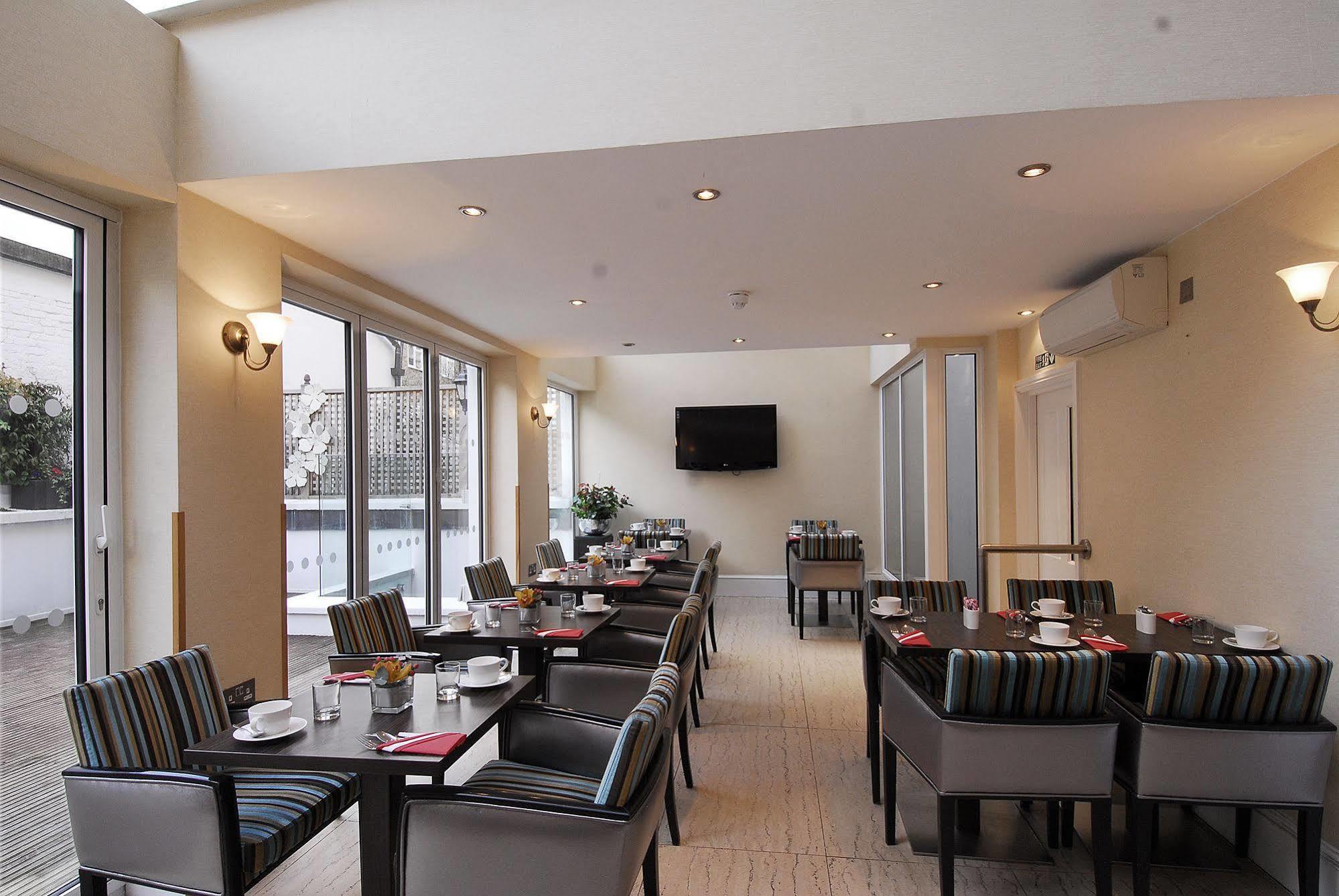 Astors Belgravia Bed & Breakfast Лондон Екстериор снимка