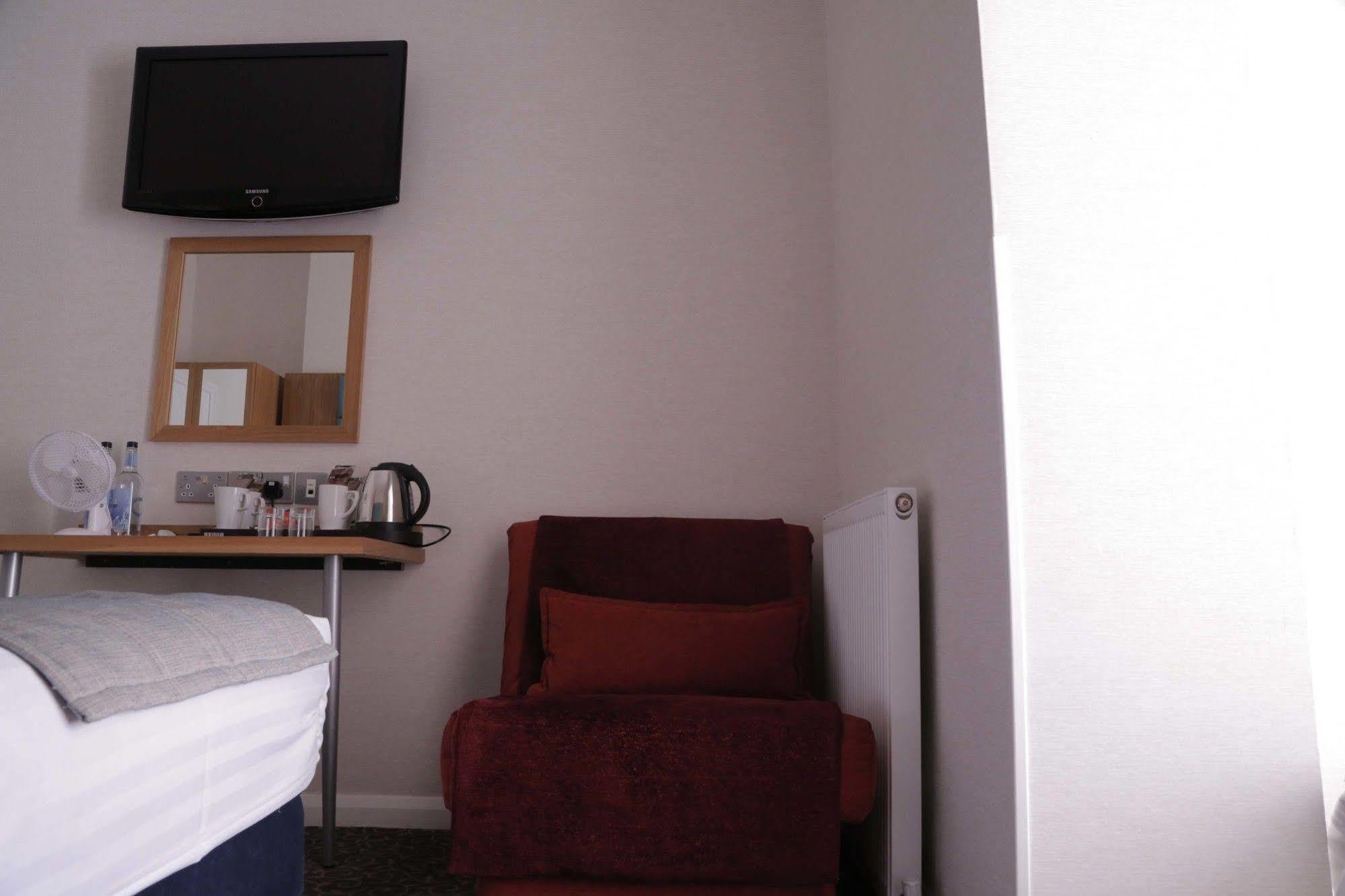 Astors Belgravia Bed & Breakfast Лондон Екстериор снимка
